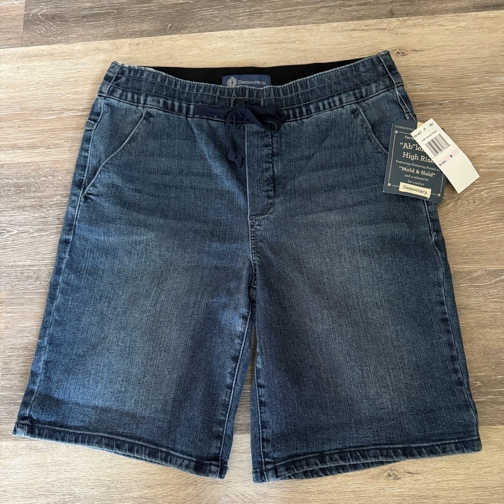 Democracy “Ab”leisure High Rise Rolled Cuff Shorts Sz 6 NWT Pull On Drawstring